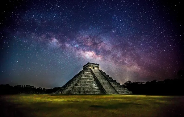 Картинка небо, звезды, ночь, город, Мексика, пирамида, фотограф, млечный путь