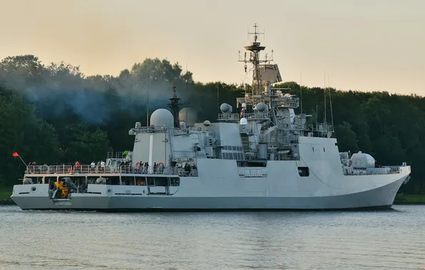 Фрегат, ВМС Индии, INS Tabar, F 44