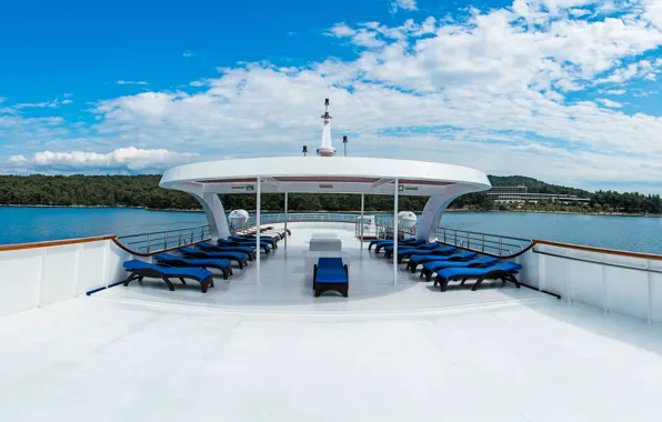 Дизайн, стиль, интерьер, яхта, палуба, лежаки, люкс, luxury motor yacht