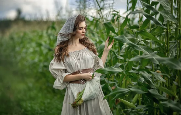 Поле, девушка, природа, кукуруза, платье, декольте, шатенка, локоны