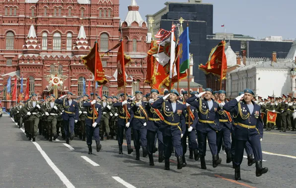 Картинка солдаты, Москва, СССР, флаги, Россия, Красная площадь, 9 мая, военные