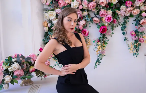 Model, Flowers, Cleavage, Pose, Black Dress, Emerald Ocean