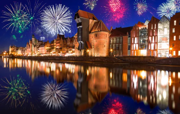 Ночь, река, здания, Польша, фейерверк, Gdansk