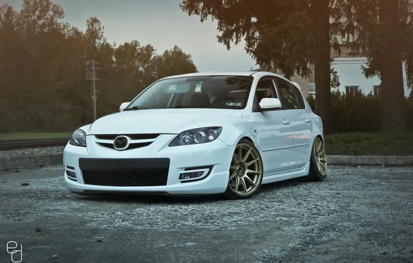 Картинка тюнинг, белая, Speed, Mazda 3, tuning, мазда