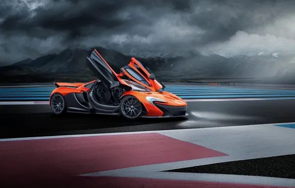 Картинка McLaren, Orange, Race, Front, Supercar, Track, Doors, Ligth
