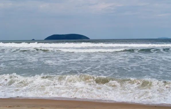 Brazil, Island, Ubatuba, Estaleiro Beach