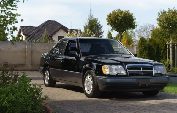 Mercedes-Benz, E320, W124