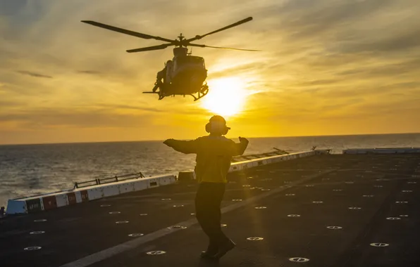 Helicopter, MH-60R, USS Miguel Keith