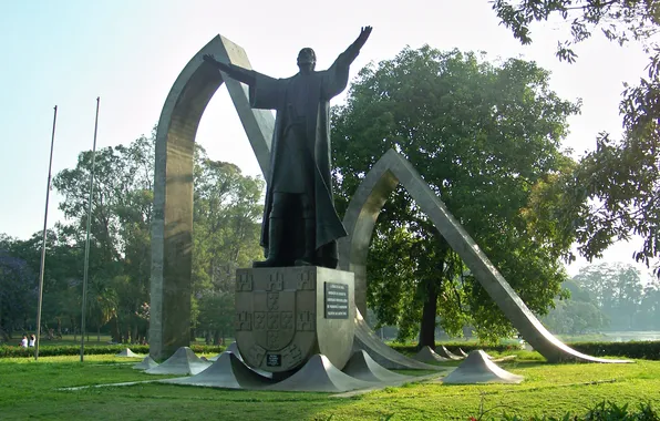 Brazil, Sao Paulo, Ibirapuera Park, Pedro Álvares Cabral Statue