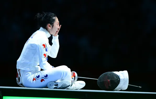 Sitting, protective clothing, fencing