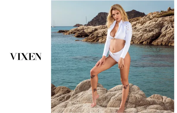 Sexy, ocean, blond, pornstar, alluring, tattoed, vixen, clevage
