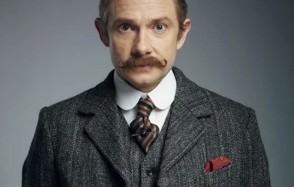 Усы, взгляд, серый фон, пальто, Мартин Фримен, Sherlock, Sherlock BBC, Sherlock Holmes