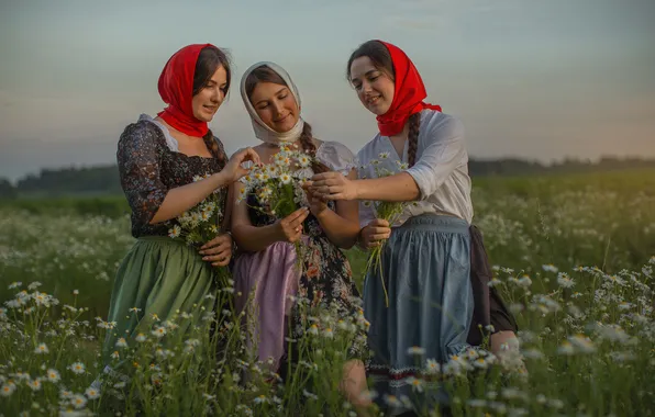 Картинка поле, цветы, три девицы, Татьяна Шепелева