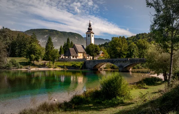 Картинка пейзаж, горы, природа, озеро, церковь, Словения, Бохинь