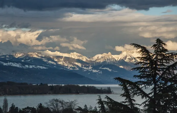 Картинка облака, снег, деревья, горы, озеро, вершины
