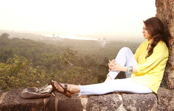 Hot, sexy, mood, indian, leg, feet, bollywood, Hansika Motwani