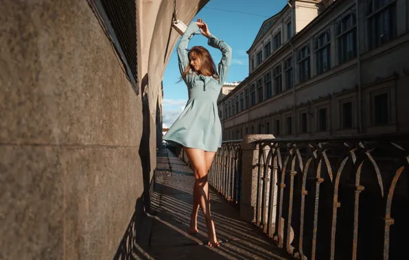 Картинка girl, sky, dress, beautiful, clouds, model, women, brunette