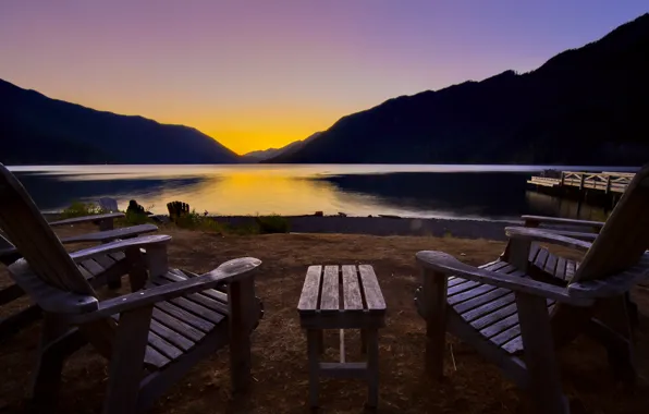 Картинка пейзаж, закат, горы, озеро, берег, стулья, столик, Washington