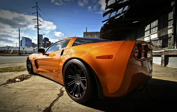 Картинка оранжевый, улица, corvette, шевроле, вид сзади, chevrolet, orange, корветт