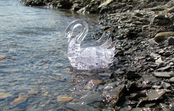 КАМНИ, ВОДА, БЕРЕГ, СКЛОН, ЛЕБЕДЬ, ПРОЗРАЧНЫЙ