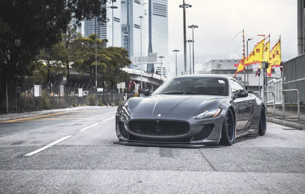 Картинка Maserati, GranTurismo, Street, Grey, Road