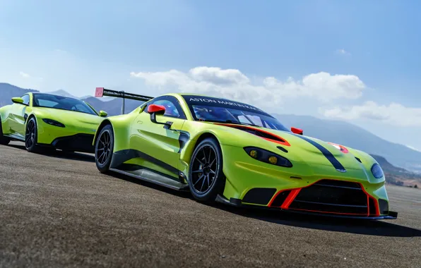 Aston Martin, Vantage, пара, гоночное авто, 2018, голубое небо, GTE