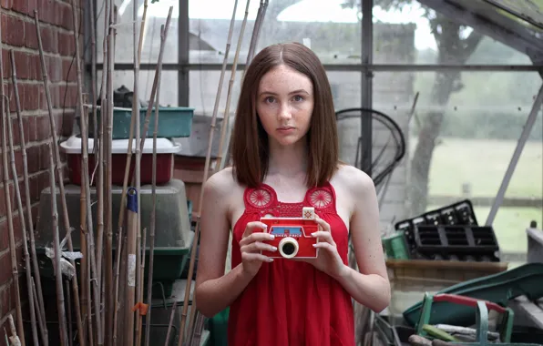 Картинка фотоаппарат, веснушки, Caitlin and camera