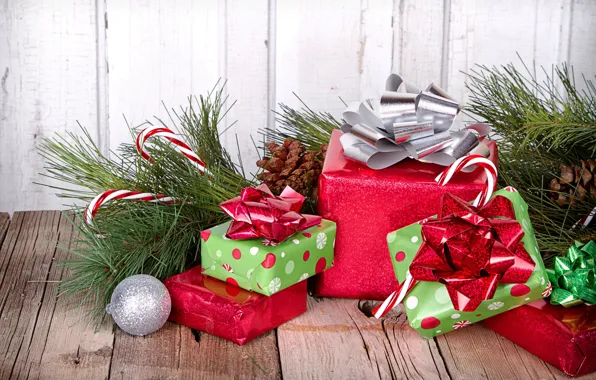 Картинка шарики, ленты, стол, игрушки, ветка, Новый Год, Рождество, подарки
