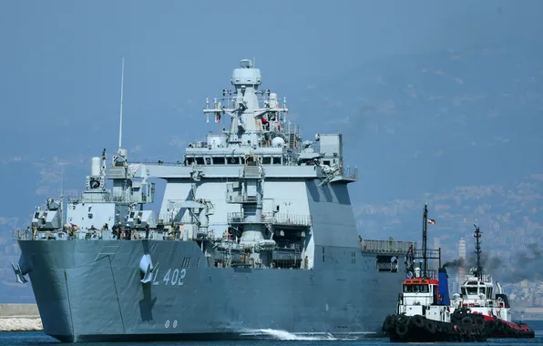 Десантный корабль, ВМС Турции, TCG Bayraktar
