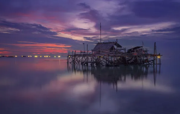 Море, вечер, рыбацкая хижина