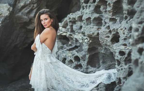 Камни, спина, кареглазая, Tatiana Álvarez