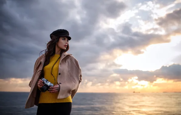 Картинка море, девушка, закат, настроение, фотоаппарат, Hakan Erenler