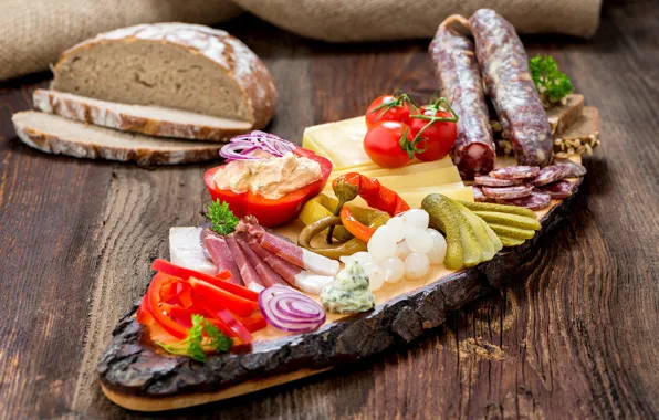 Сыр, хлеб, перец, овощи, помидоры, колбаса, бекон, закуска