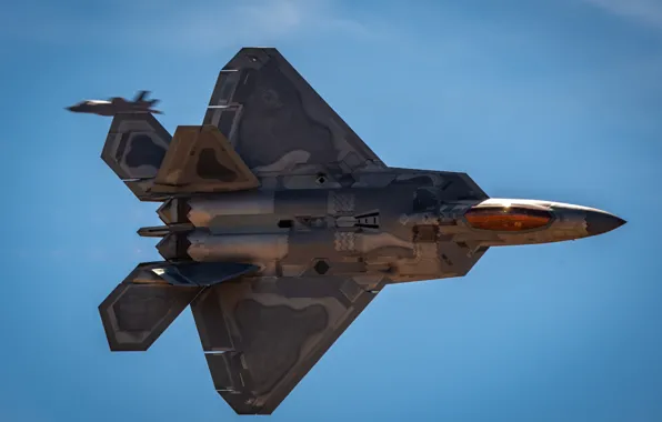 Малозаметный, ВВС США, многоцелевой истребитель пятого поколения, Lockheed/Boeing F-22 Raptor