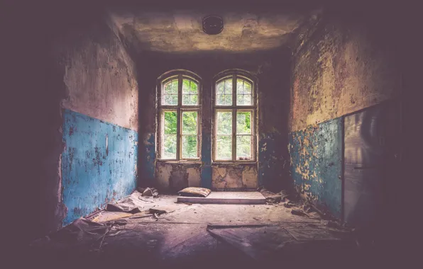 Window, bedroom, decay