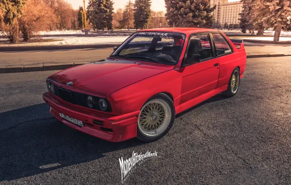Картинка bmw, red, power, good, russia, moscow, look, e30