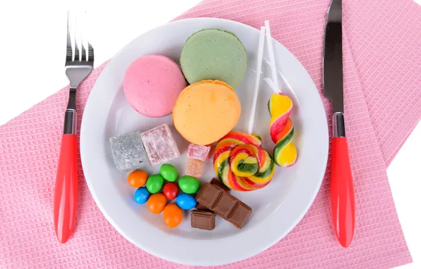 Картинка стол, шоколад, печенье, тарелка, конфеты, нож, сладости, леденцы