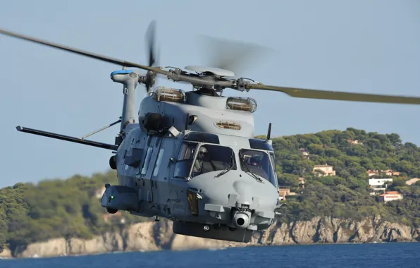 Картинка полет, вертолёт, низко, многоцелевой, Eurocopter, над водой, NH 90