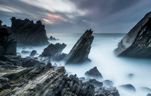 Sky, ocean, water, clouds, rocks, sharp