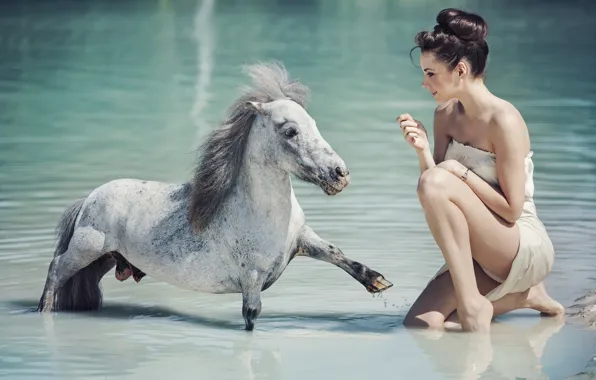 Картинка вода, девушка, настроение, пони, лошадка, коняжка