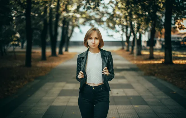 Девушка, милая, модель, Джинсы, Обои, шатенка, красивая, Куртка