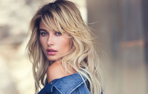 Картинка girl, model, lips, jeans, hair, blonde, Hailey Baldwin, Hailey Bieber