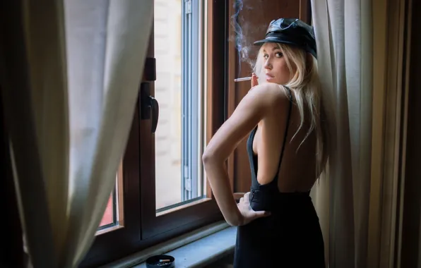 Girl, Model, long hair, smoke, hat, photo, blue eyes, window