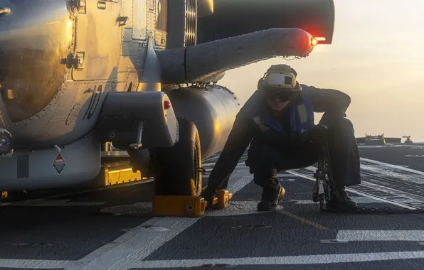Helicopter, MH-60R, USS Miguel Keith