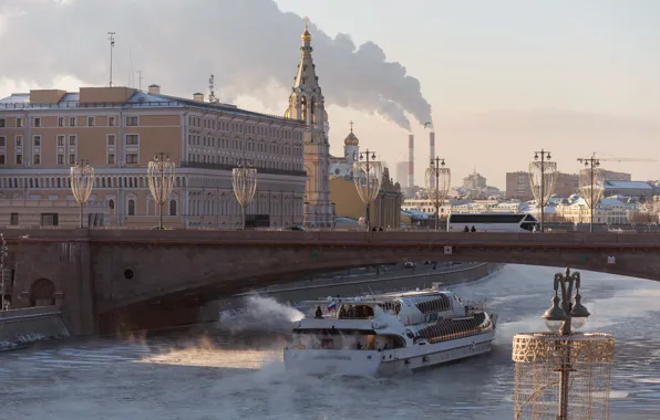 Картинка зима, мост, река, здания, дома, фонари, Москва, Россия