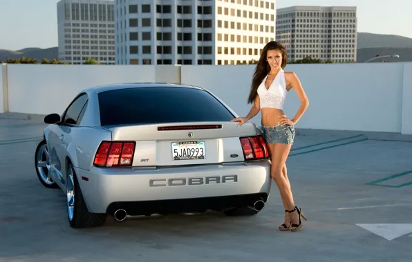 Авто, небо, взгляд, девушка, улыбка, холмы, здания, Ford