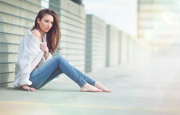Картинка girl, barefoot, model, jeans
