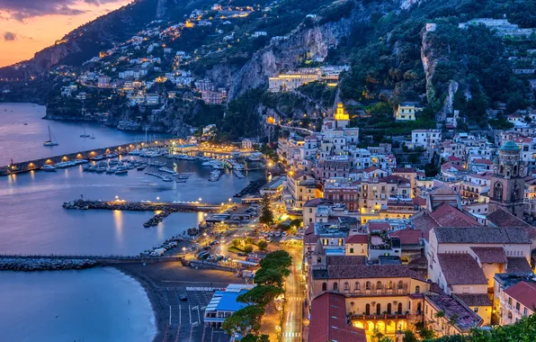 Огни, дома, Вечер, Сумерки, Campania, строения, Ночной город, Dusk