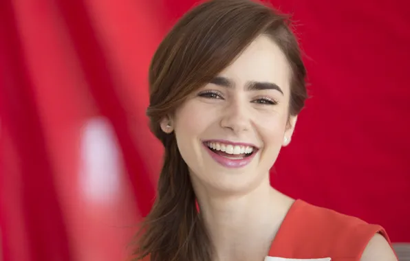 Картинка улыбка, смех, актриса, смеется, Lily Collins