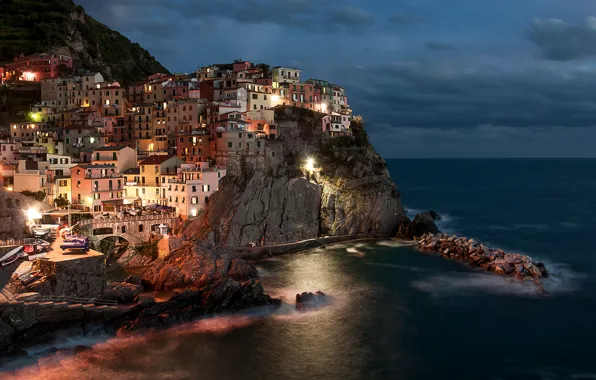 Море, пейзаж, ночь, природа, скала, дома, освещение, Италия